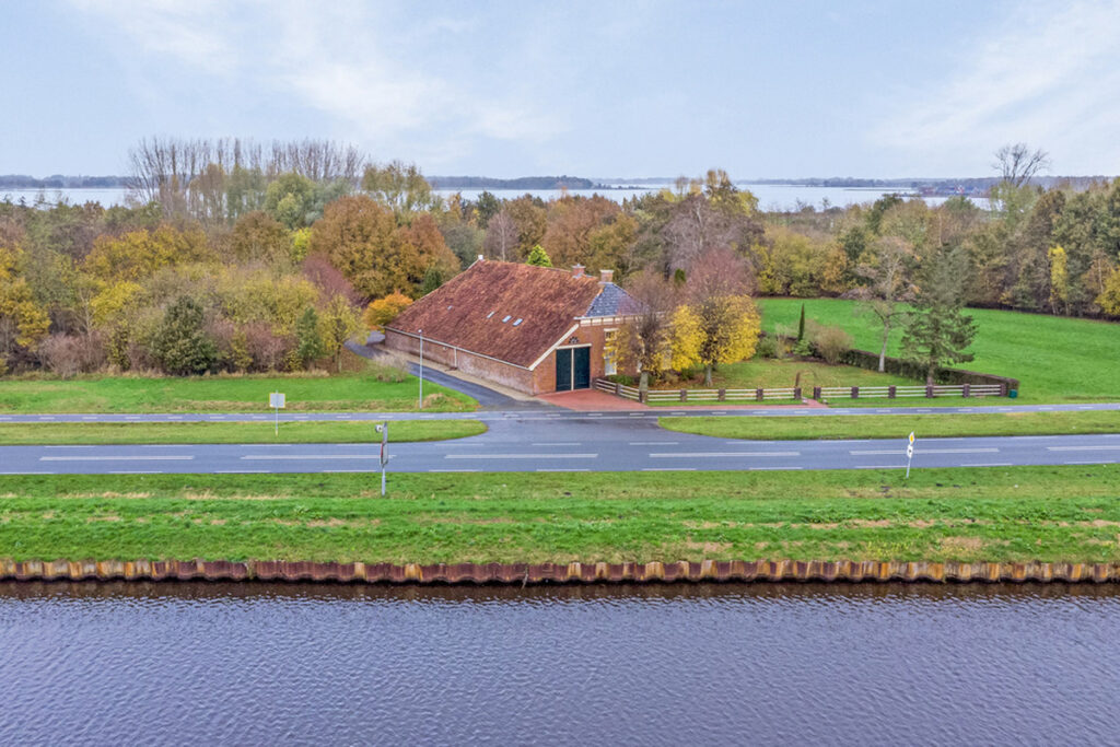 Hoofdafbeelding Veenweg 10